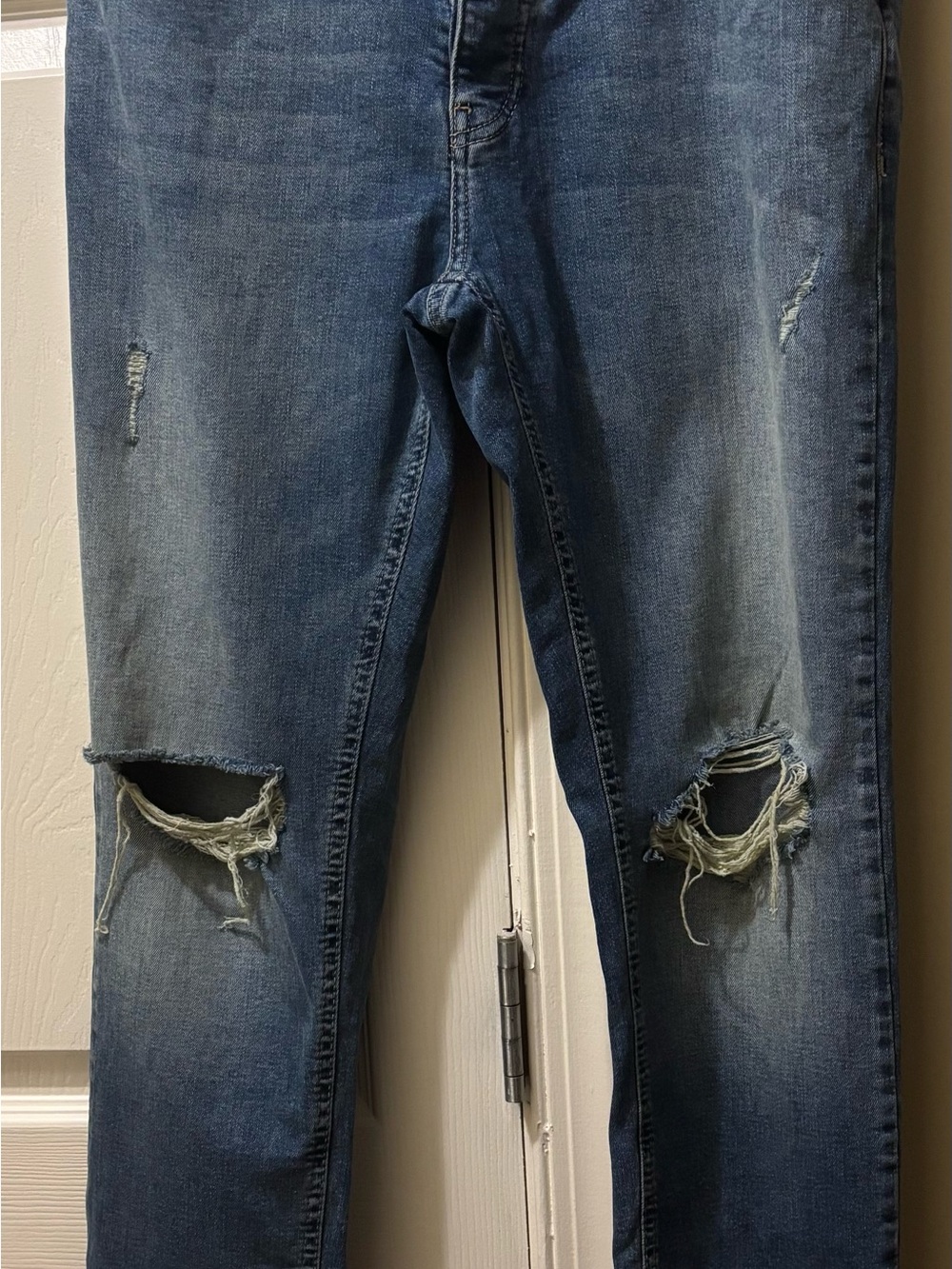 BoohooMAN Mens Dark Wash Denim Jeans Size 34 Slim Fit Button Fly Casual